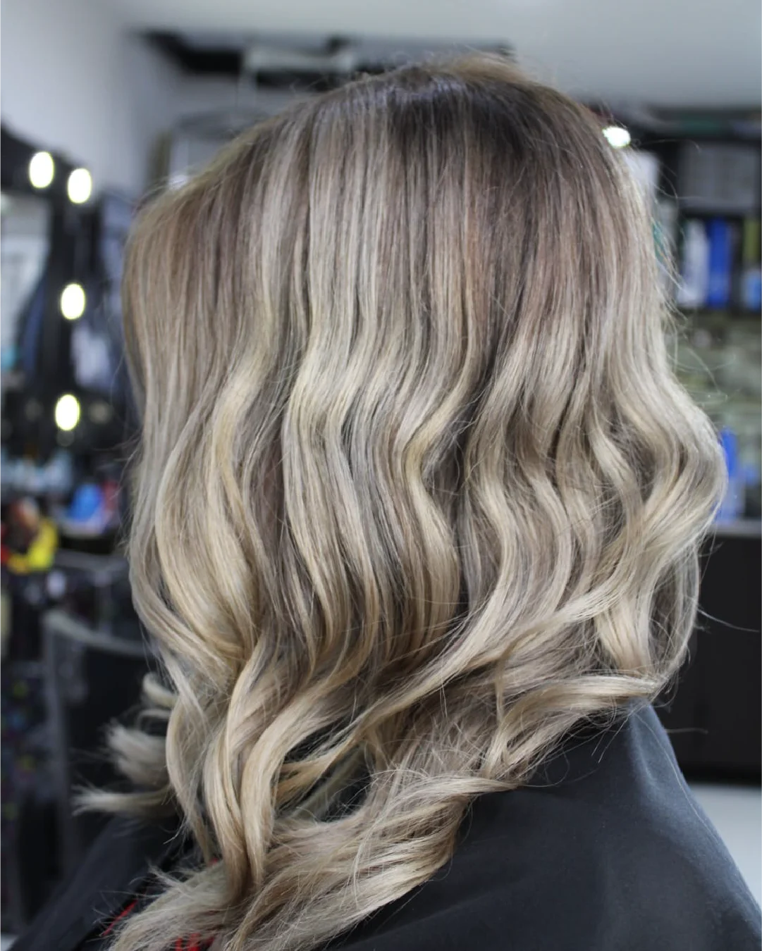 Color de cabello balayage profesional Bogota Studio VF